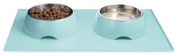 Pet bowls and feeding mat - 9 essential dog products