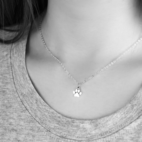 paw-print-necklace